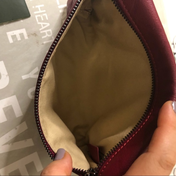 Longchamp LM Cuir Leather Wristlet Pouch p… - Picture 8 of 13